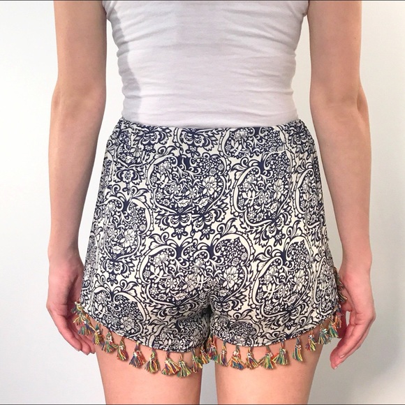 Chinoiserie Print Tassel Shorts - Picture 3 of 3